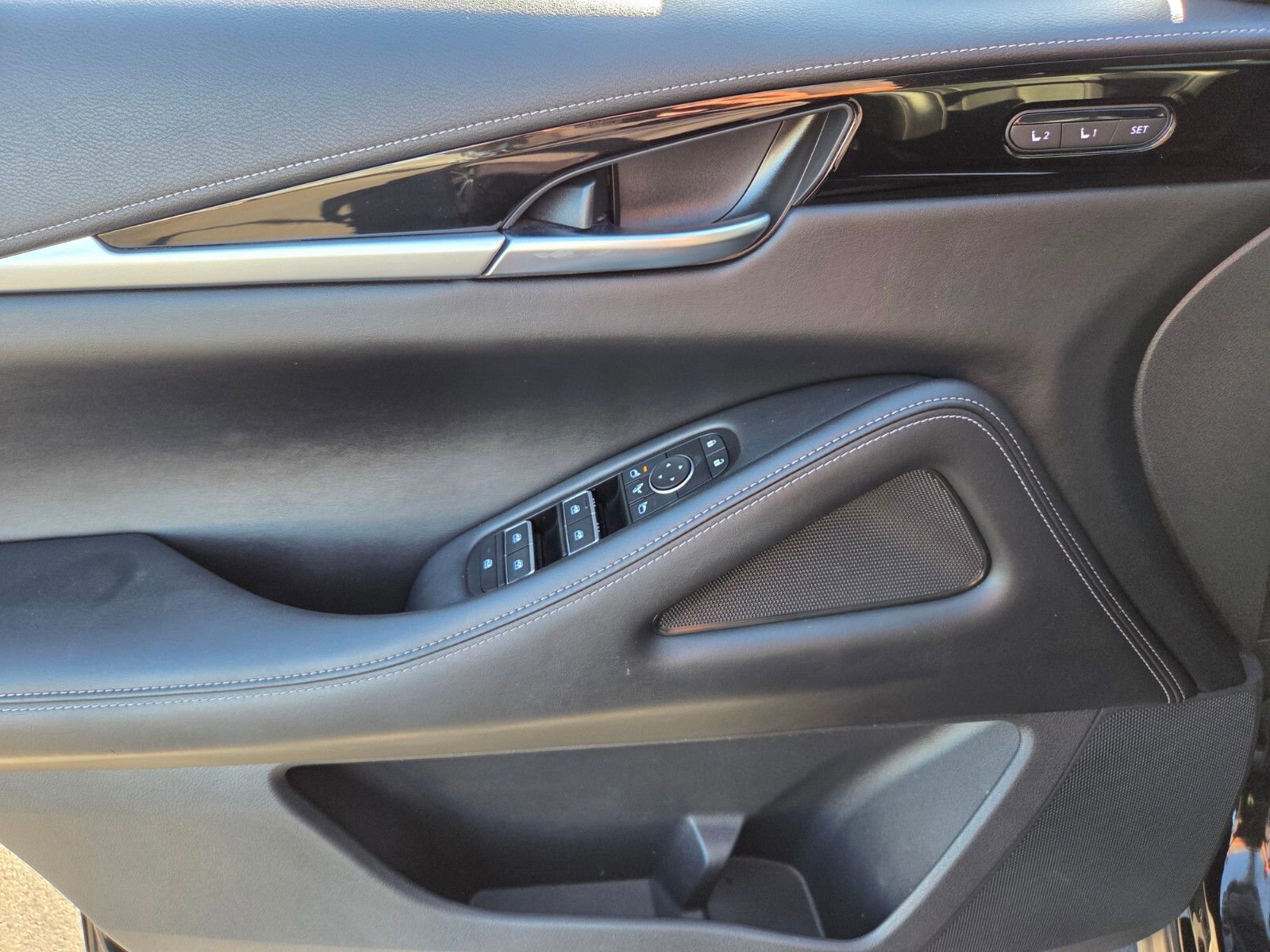 Used 2025 INFINITI QX60 Pure FWD image 19