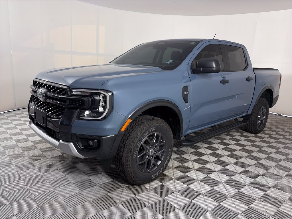 Certified 2024 Ford Ranger XLT w/ FX4 Off-Road Package AWD/4WD image 3