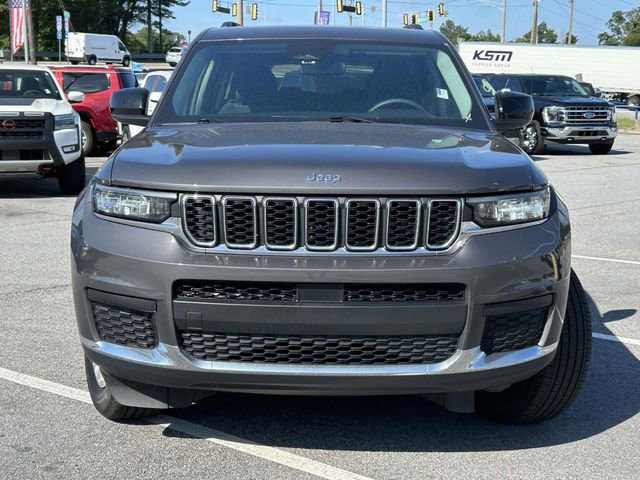 Used 2023 Jeep Grand Cherokee L Laredo w/ Luxury Tech Group I AWD/4WD image 7