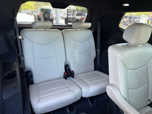 Used 2021 Cadillac XT6 Sport w/ LPO, ONYX Package AWD/4WD image 26