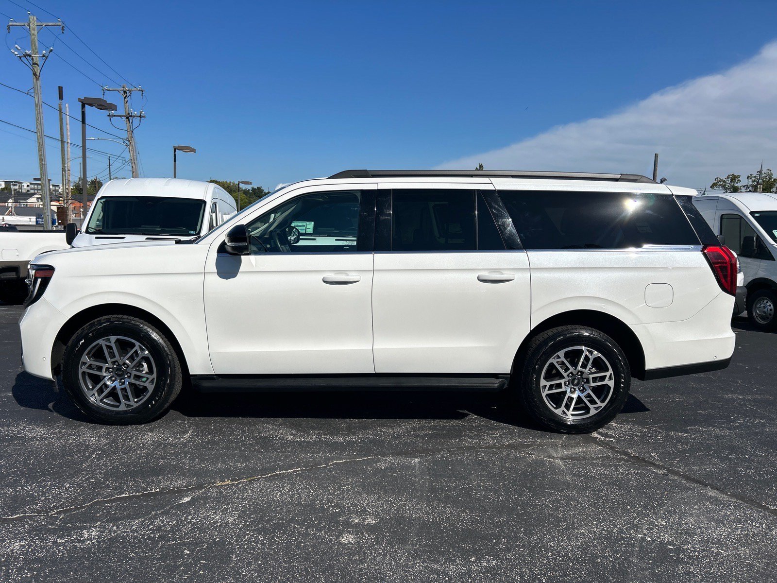 Certified 2025 Ford Expedition Max Active AWD/4WD image 4