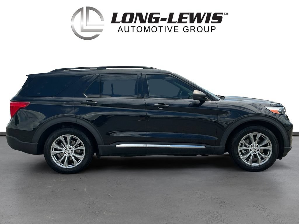 Certified 2020 Ford Explorer XLT w/ Equipment Group 202A RWD image 8