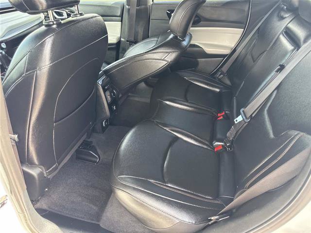 Used 2024 Jeep Compass Limited AWD/4WD image 16