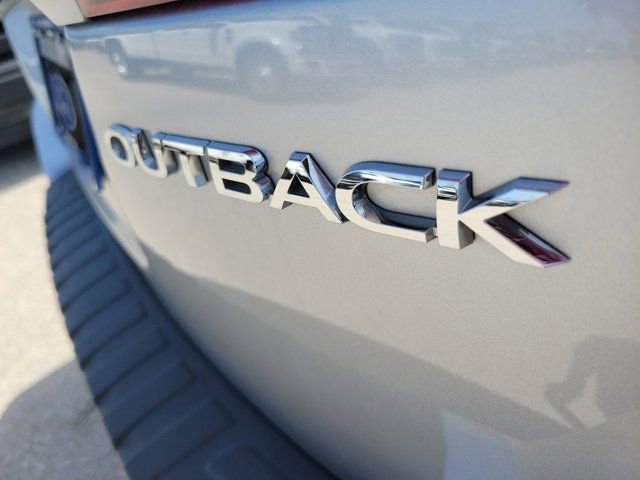 Used 2019 Subaru Outback 2.5i Premium AWD/4WD image 12