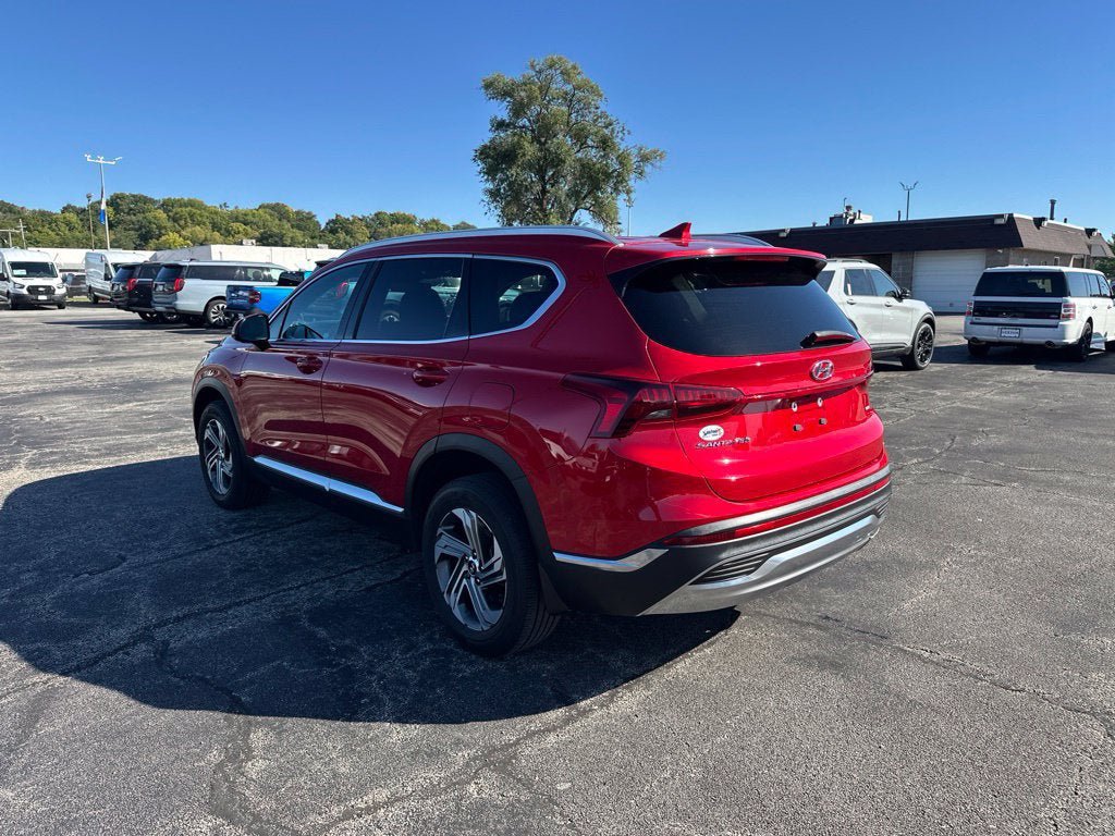 Used 2022 Hyundai Santa Fe SEL w/ Cargo Package AWD/4WD image 7