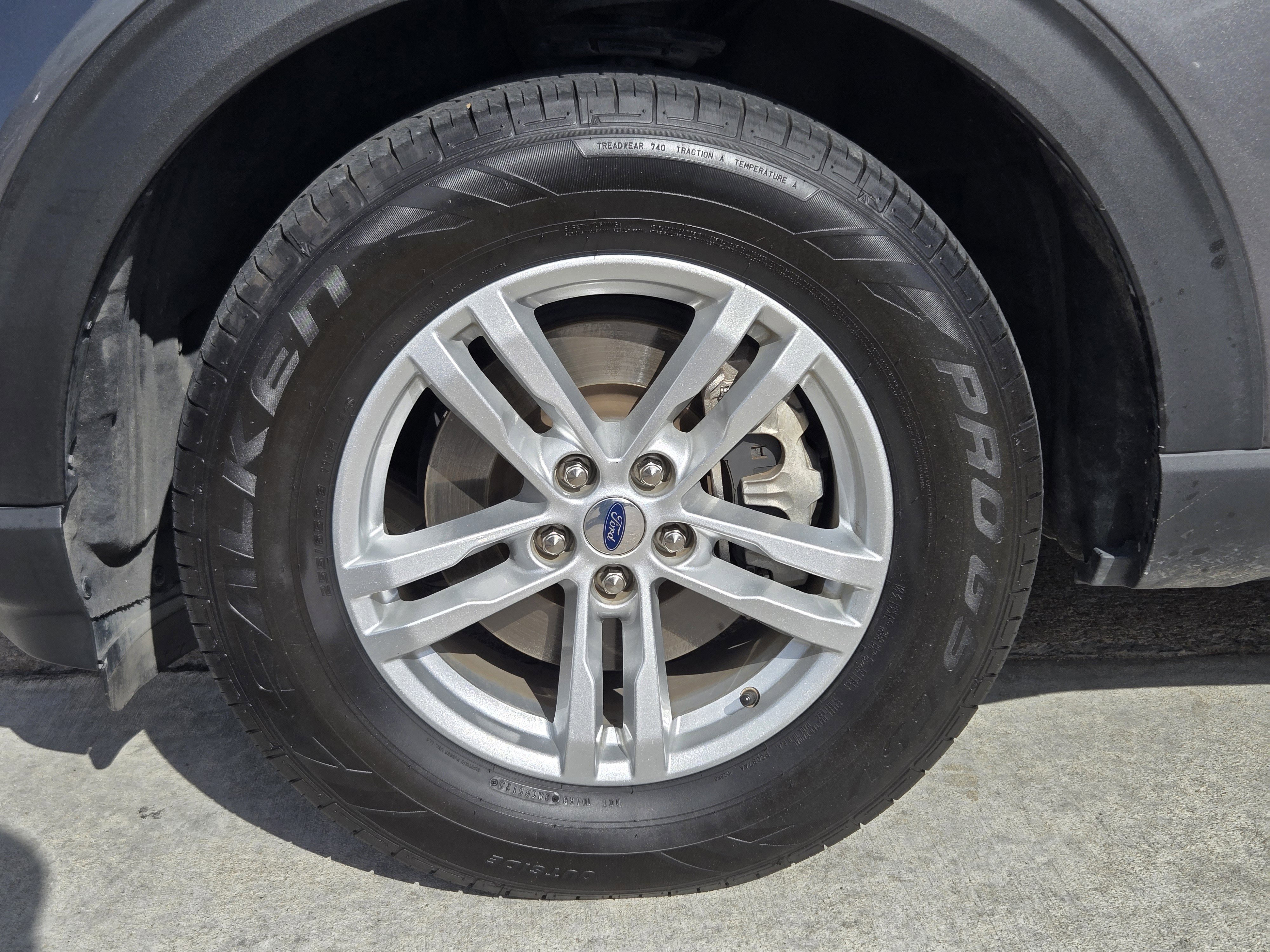 Certified 2022 Ford Explorer XLT w/ Equipment Group 202A RWD image 7