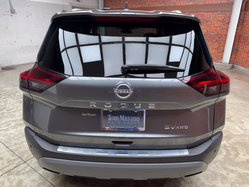 Used 2023 Nissan Rogue SV w/ SV Premium B Package AWD/4WD image 4