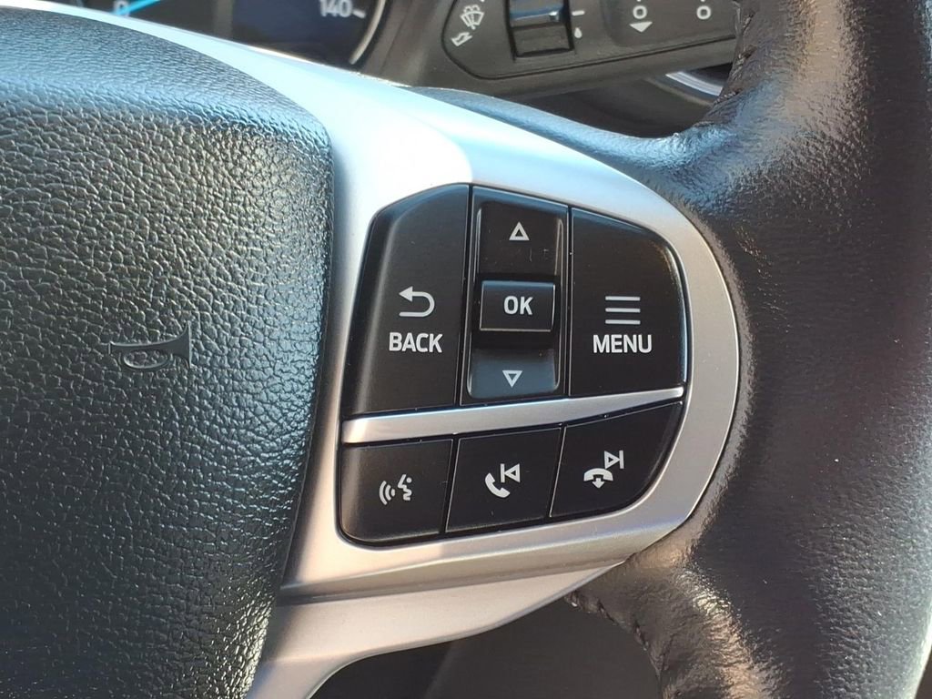 Certified 2023 Ford Explorer XLT w/ Equipment Group 202A AWD/4WD image 29