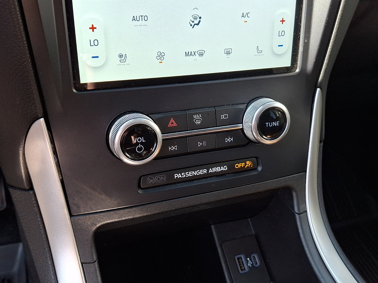 Certified 2023 Ford Edge ST-Line AWD/4WD image 16