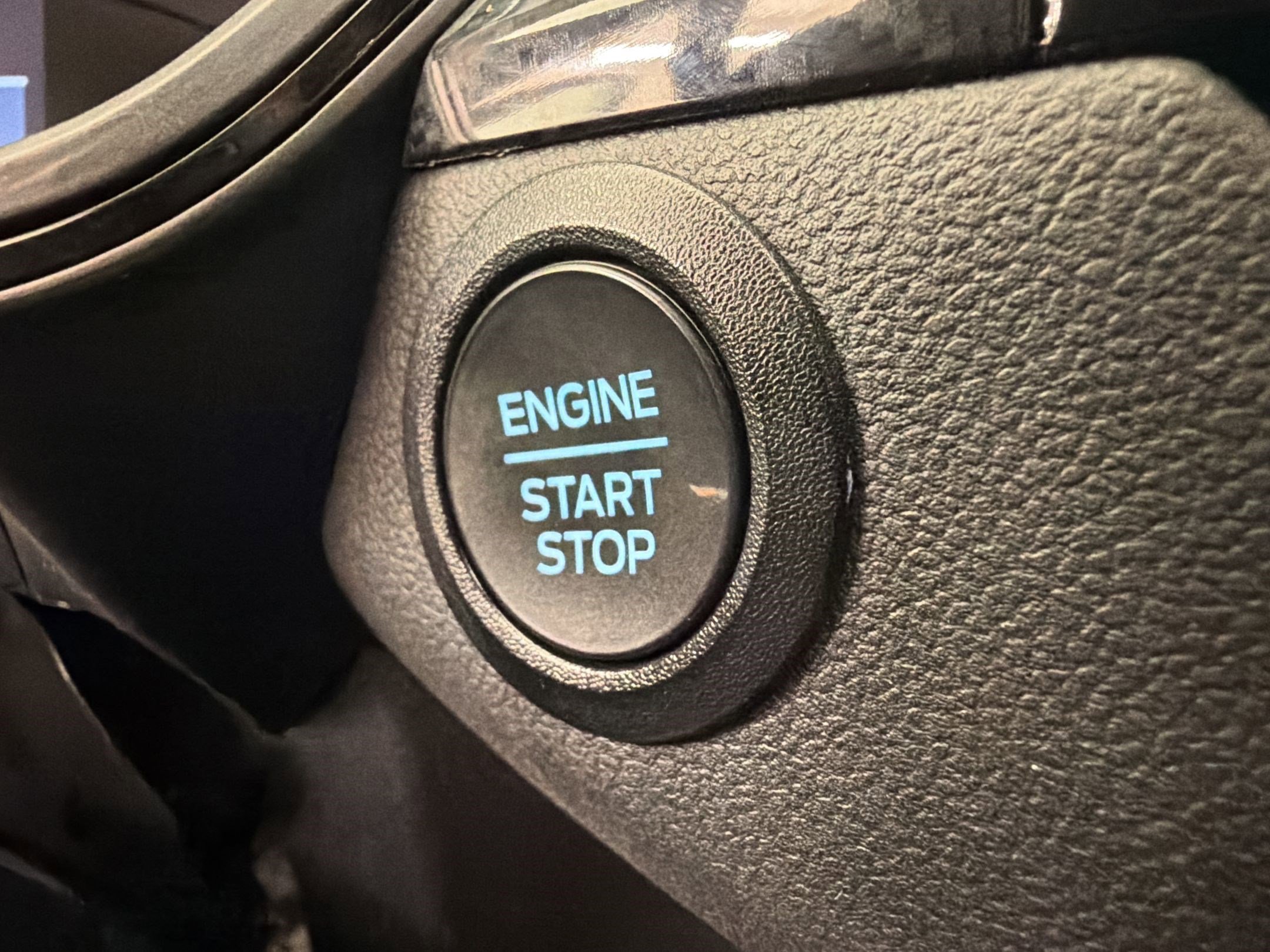 Certified 2024 Ford Escape ST-Line AWD/4WD image 25