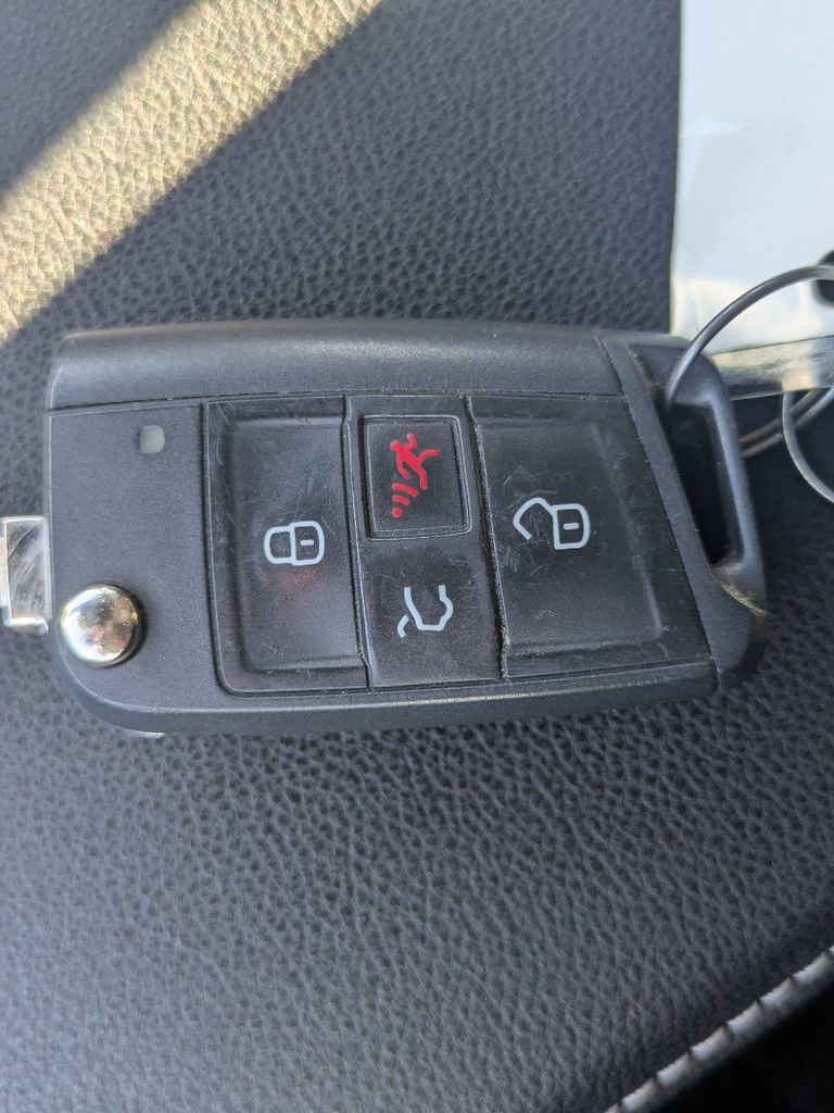 Used 2024 Volkswagen Jetta Sport FWD image 27