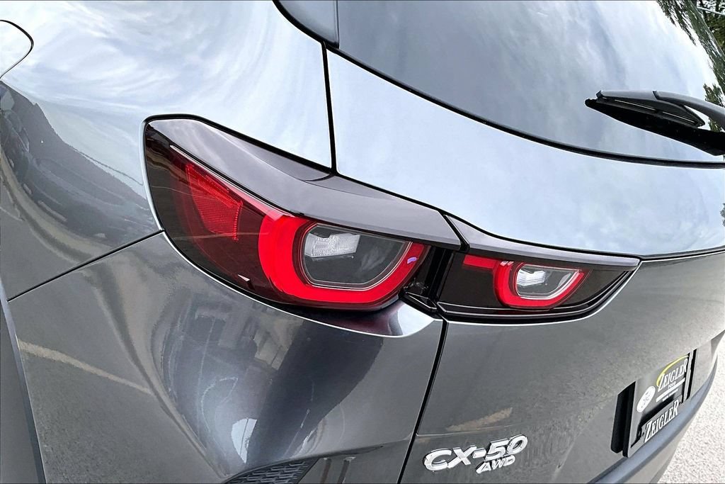 Used 2025 MAZDA CX-50 AWD 2.5 Hybrid w/ Premium Pkg image 29