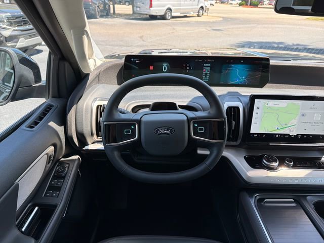 Certified 2025 Ford Expedition Active RWD image 15
