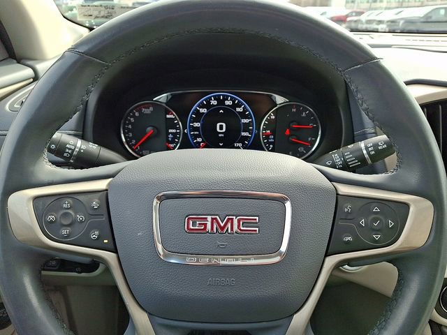 Used 2023 GMC Terrain Denali w/ Denali Premium Package image 19