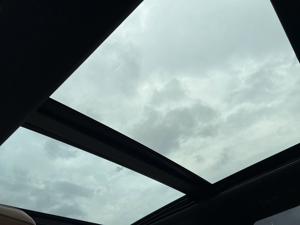 Certified 2022 Ford F150 Lariat w/ Equipment Group 502A High image 34