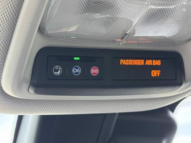 Used 2025 Chevrolet TrailBlazer LT AWD/4WD image 23