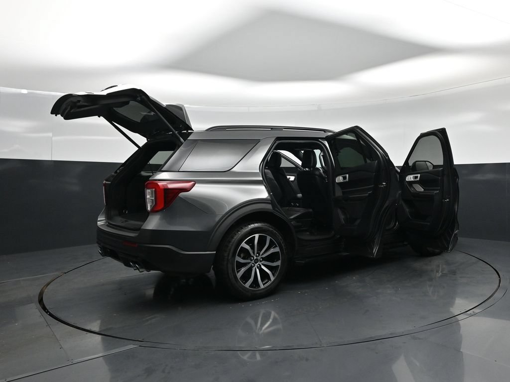 Certified 2020 Ford Explorer ST w/ Premium Technology Package AWD/4WD image 6