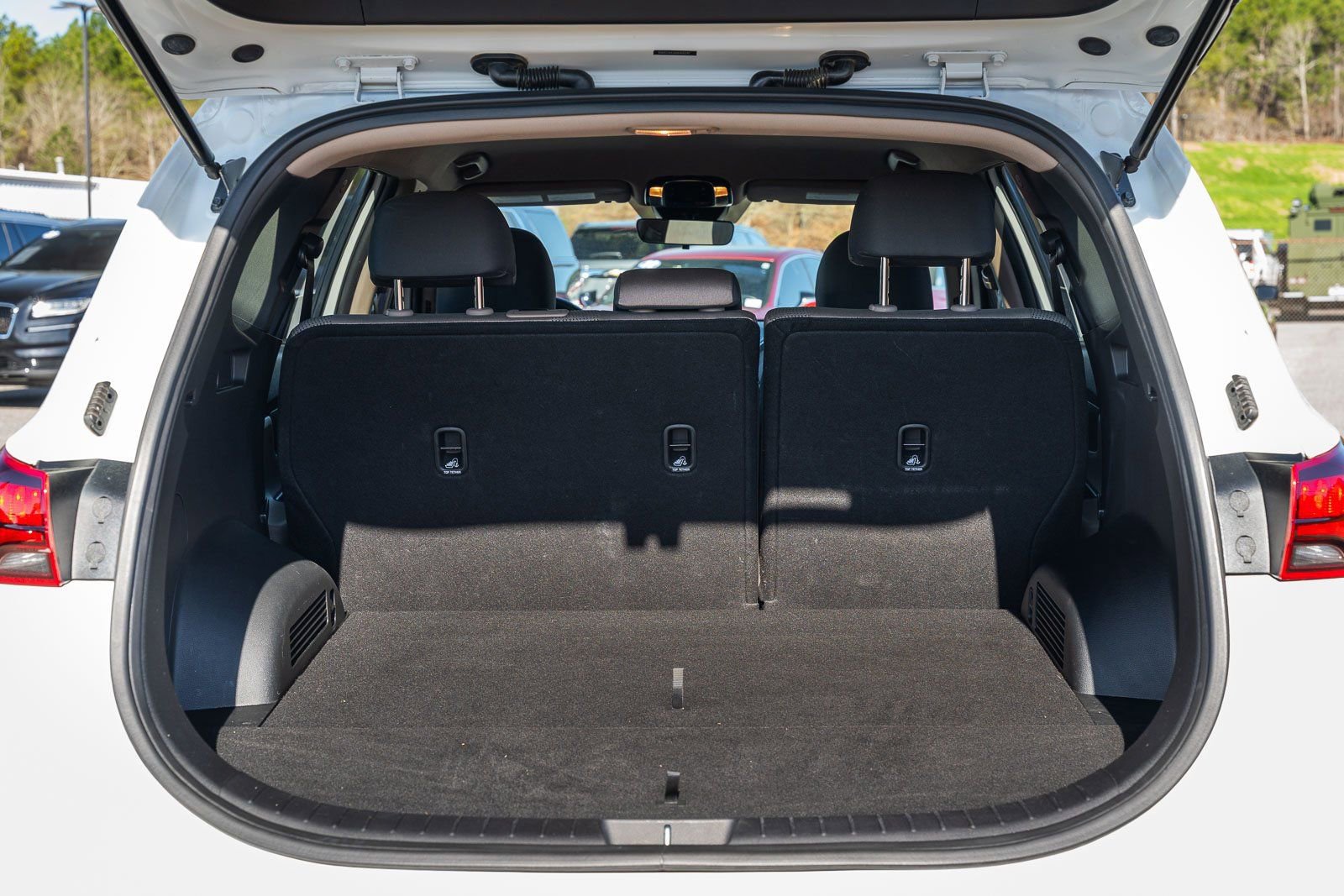 Used 2022 Hyundai Santa Fe SEL FWD image 15