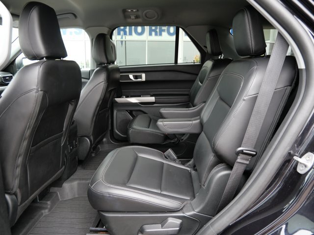 Certified 2023 Ford Explorer XLT w/ Equipment Group 202A AWD/4WD image 17