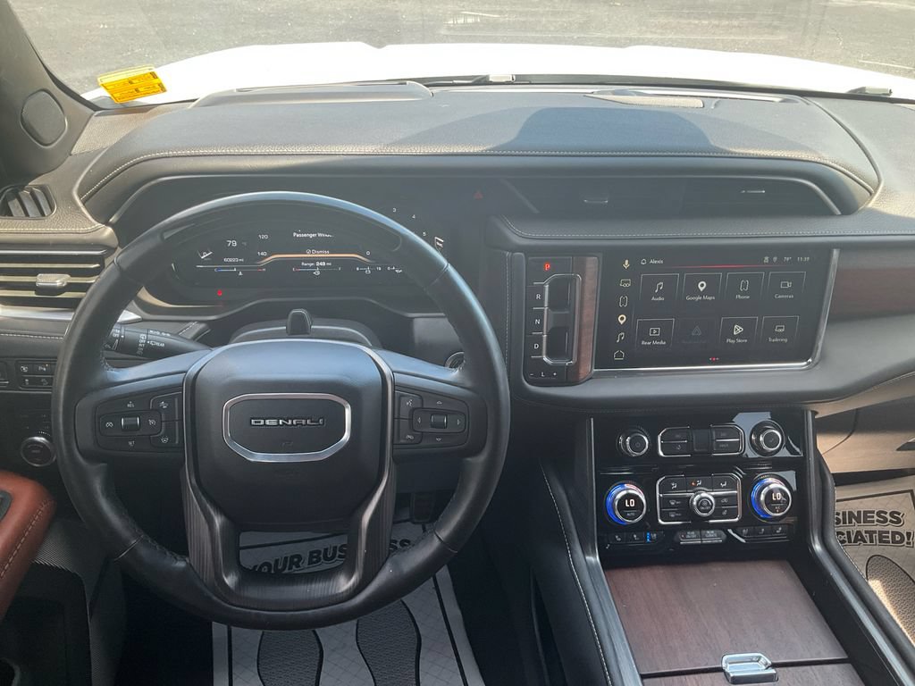 Used 2024 GMC Yukon Denali Ultimate AWD/4WD image 25