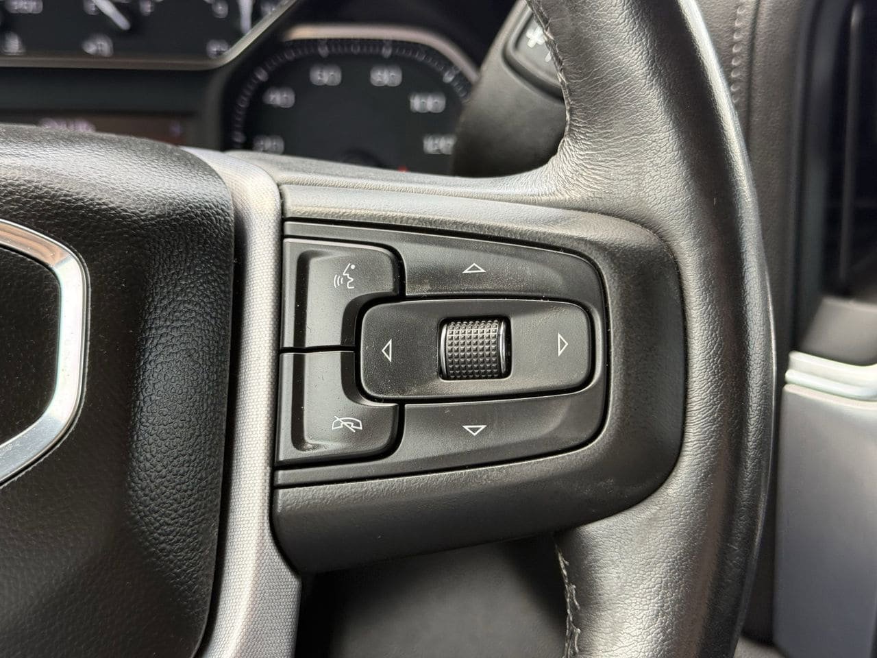 Used 2021 GMC Sierra 1500 Elevation w/ X31 Off-Road Package AWD/4WD image 14