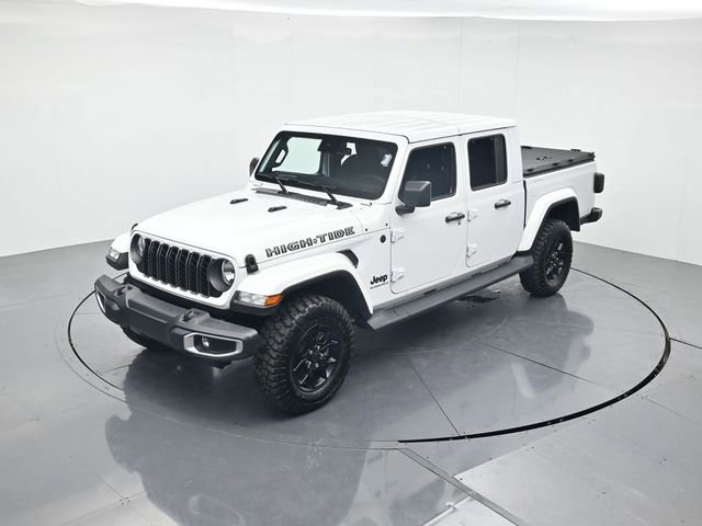 Used 2025 Jeep Gladiator Sport AWD/4WD image 40