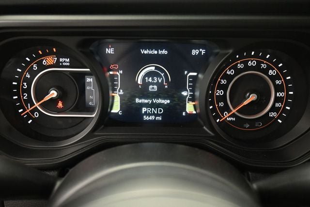 Used 2025 Jeep Wrangler Unlimited Rubicon w/ Safety Group AWD/4WD image 15