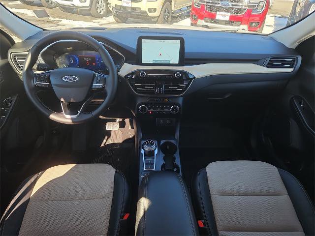 Certified 2022 Ford Escape Titanium w/ Titanium Elite Package image 2