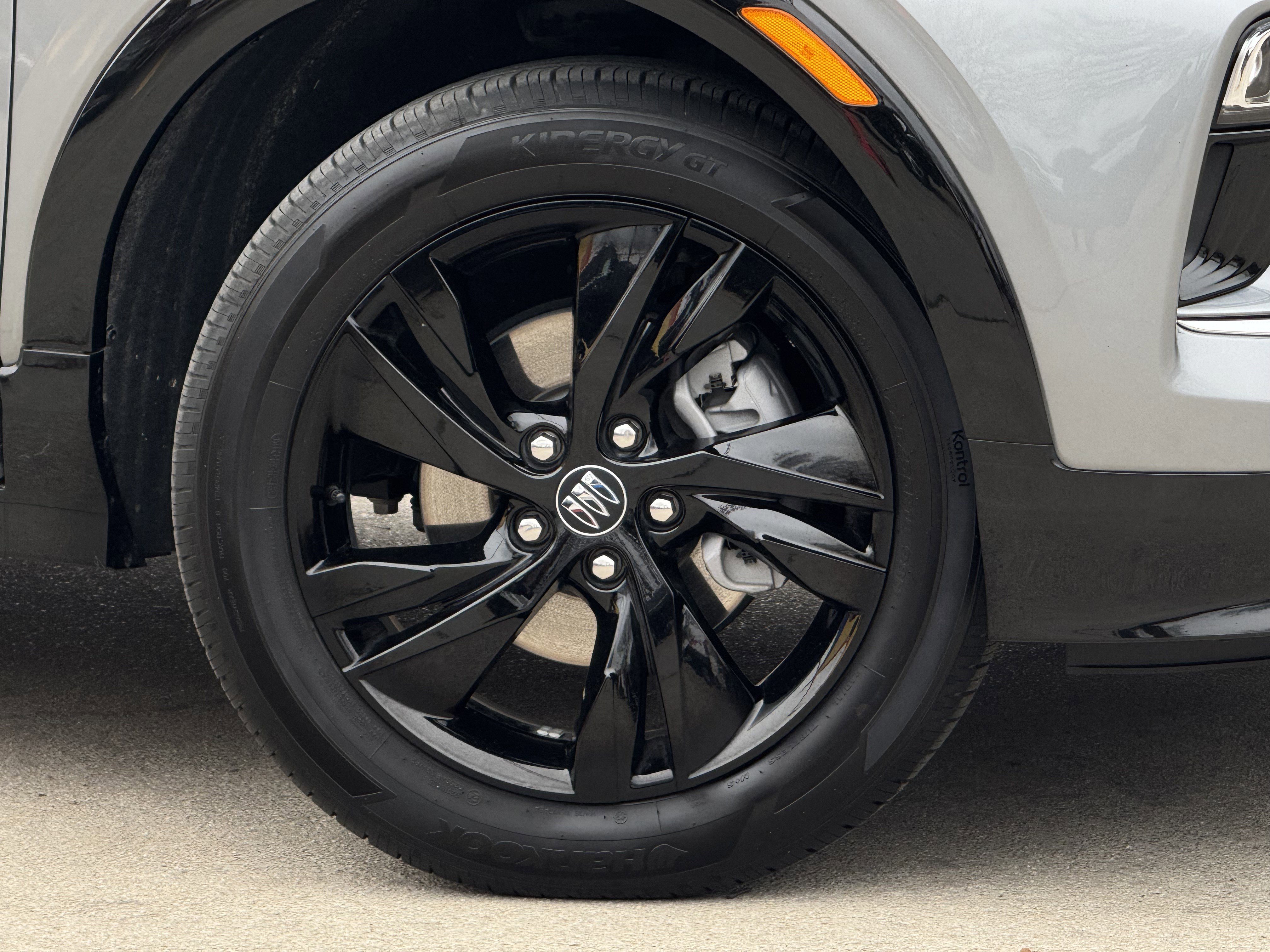 Used 2025 Buick Encore GX Sport Touring w/ Comfort Package image 8