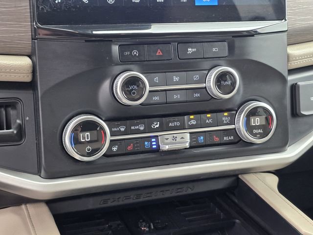 Certified 2024 Ford Expedition Max Limited AWD/4WD image 22