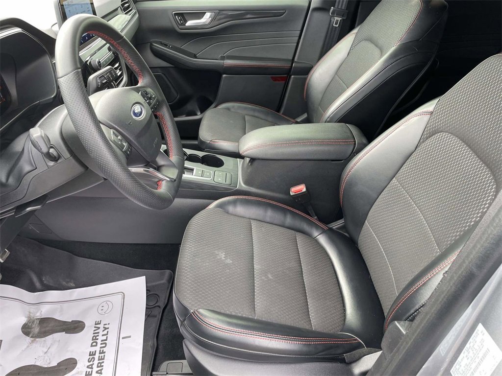 Certified 2023 Ford Escape ST-Line image 13