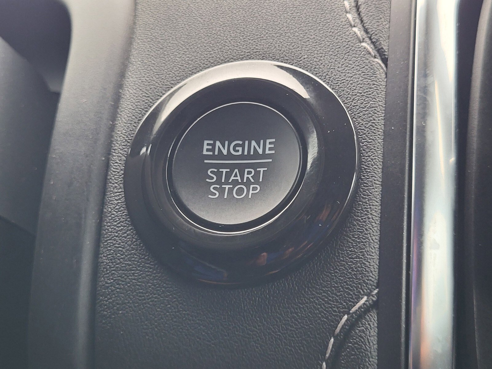 Certified 2025 Ford Expedition Max Platinum image 23