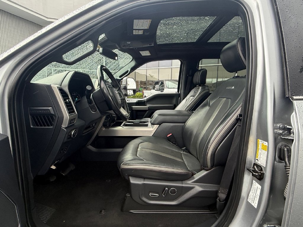 Certified 2022 Ford F450 Platinum w/ FX4 Off-Road Package AWD/4WD image 9