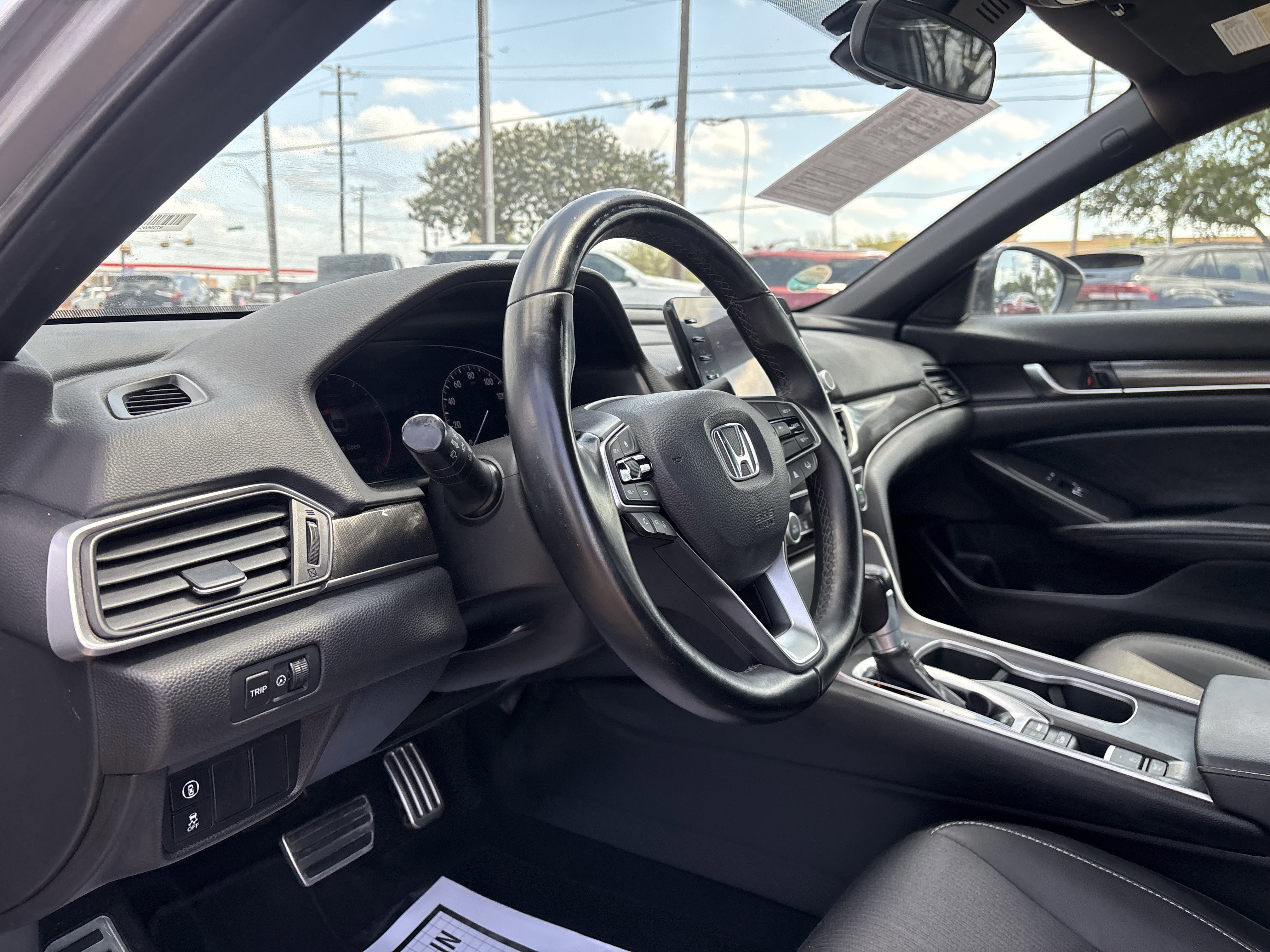 Used 2021 Honda Accord Sport image 11