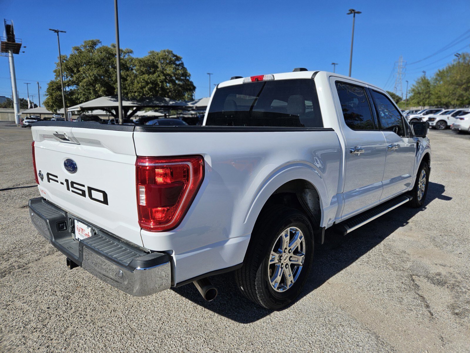 Certified 2022 Ford F150 XLT w/ Equipment Group 302A High image 3