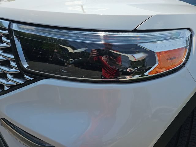 Certified 2023 Ford Explorer Platinum w/ Technology Package AWD/4WD image 30