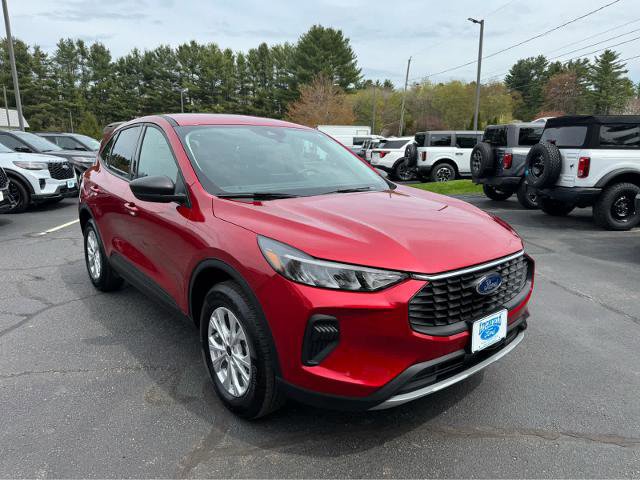 Certified 2025 Ford Escape Active w/ Cold Weather Package AWD/4WD image 8