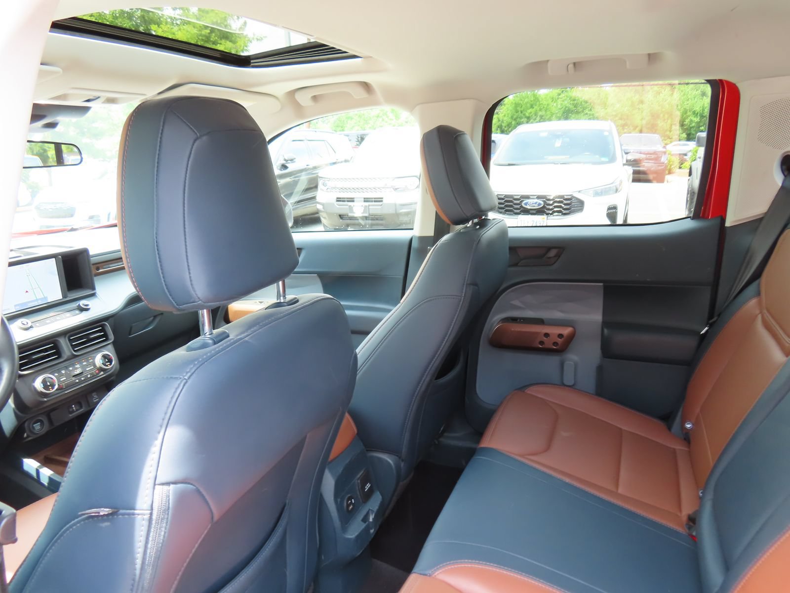Certified 2023 Ford Maverick Lariat w/ Lariat Luxury Package AWD/4WD image 34