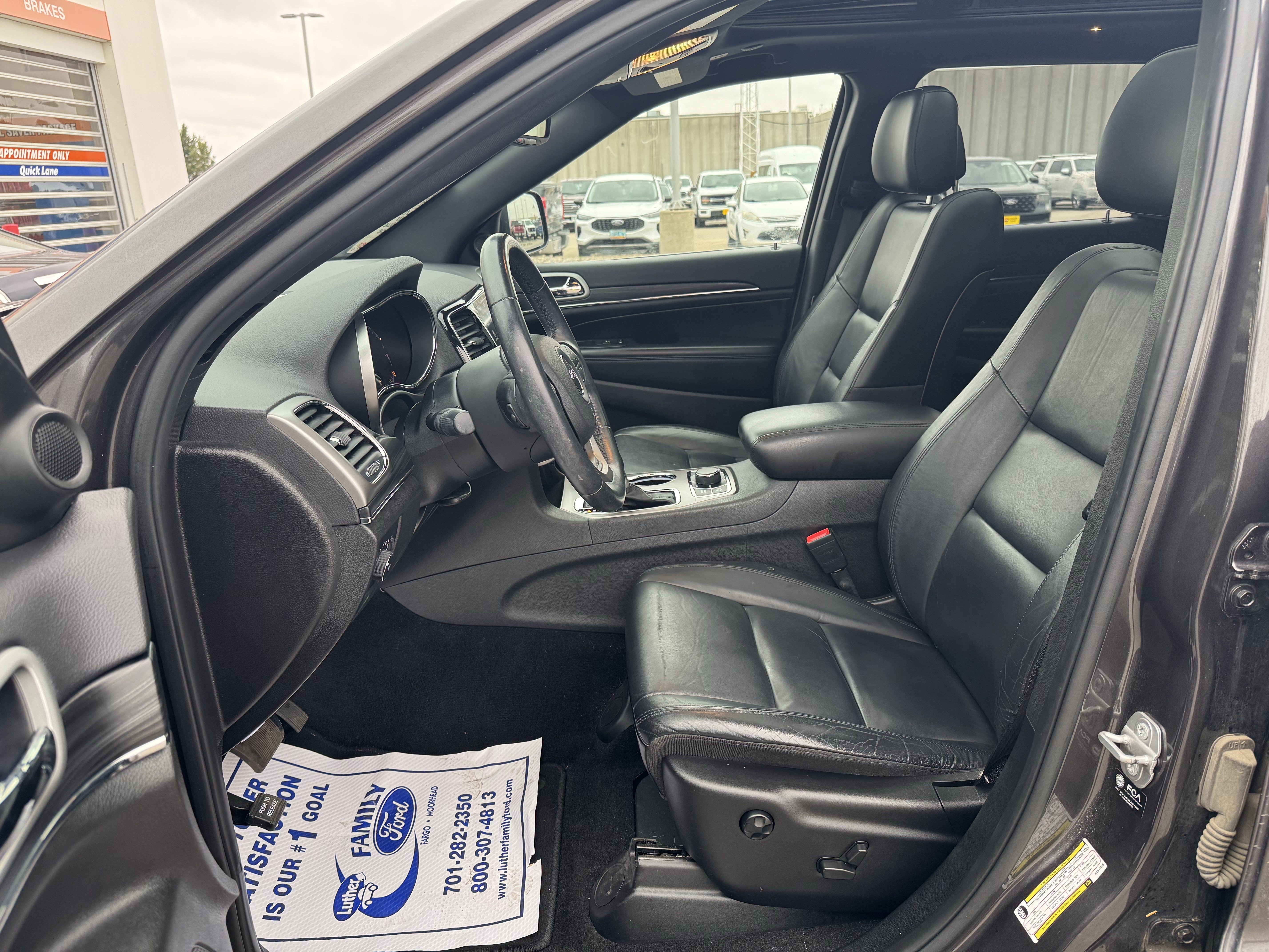 Used 2021 Jeep Grand Cherokee Limited w/ Sun & Sound Group AWD/4WD image 19