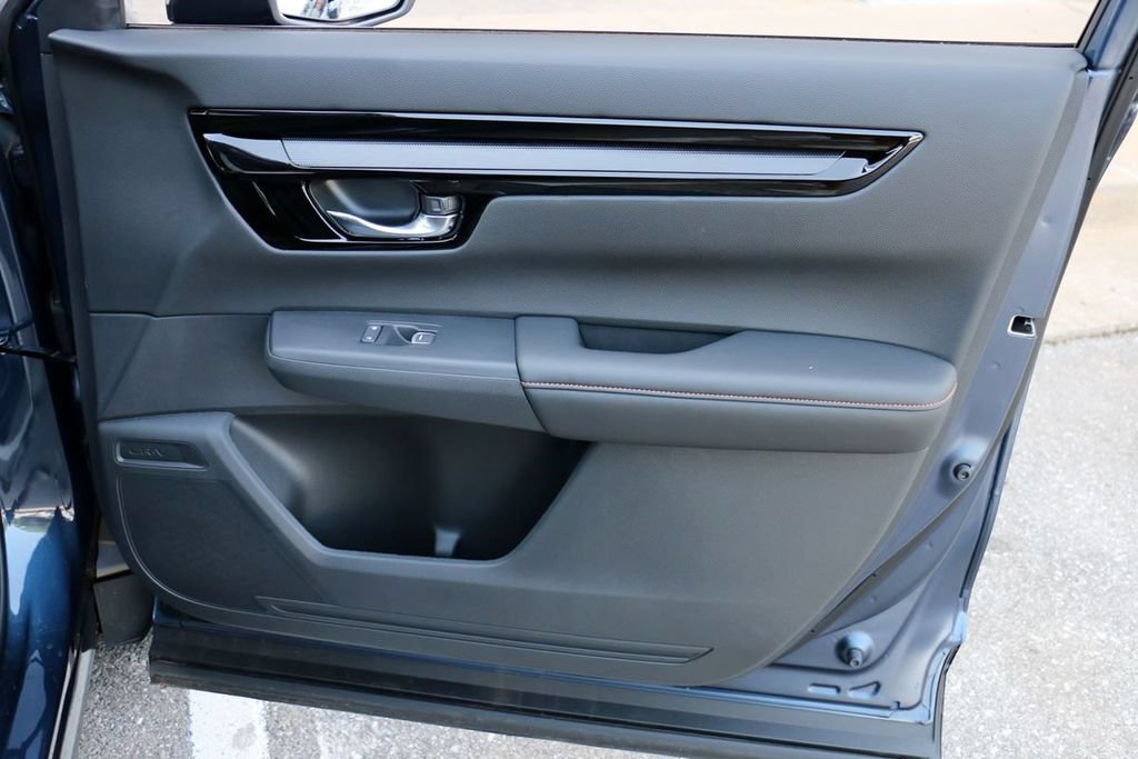 Used 2026 Honda CR-V Sport Touring image 36