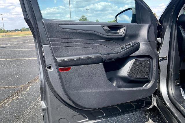 Certified 2025 Ford Escape Active FWD image 18