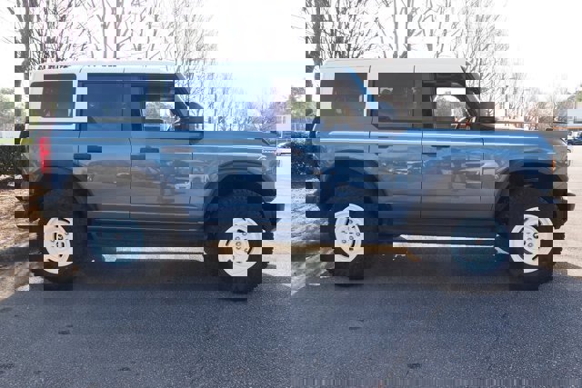 Certified 2025 Ford Bronco Heritage Edition image 6