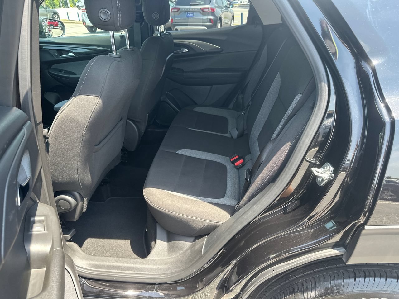 Used 2025 Chevrolet TrailBlazer LT AWD/4WD image 22