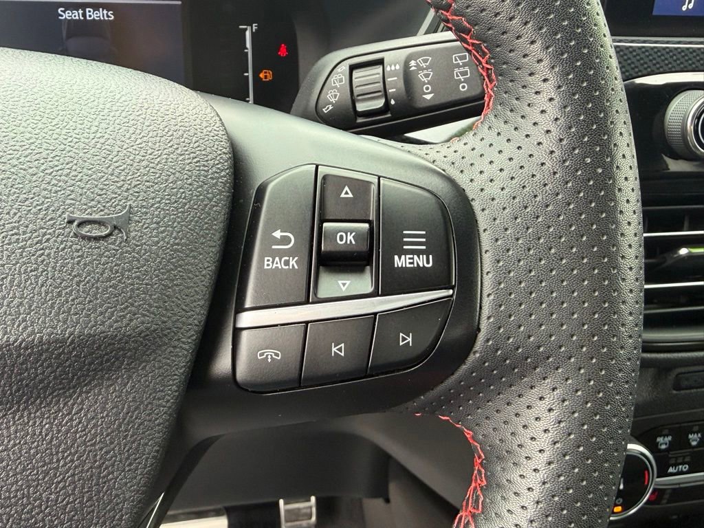 Certified 2023 Ford Escape ST-Line AWD/4WD image 28