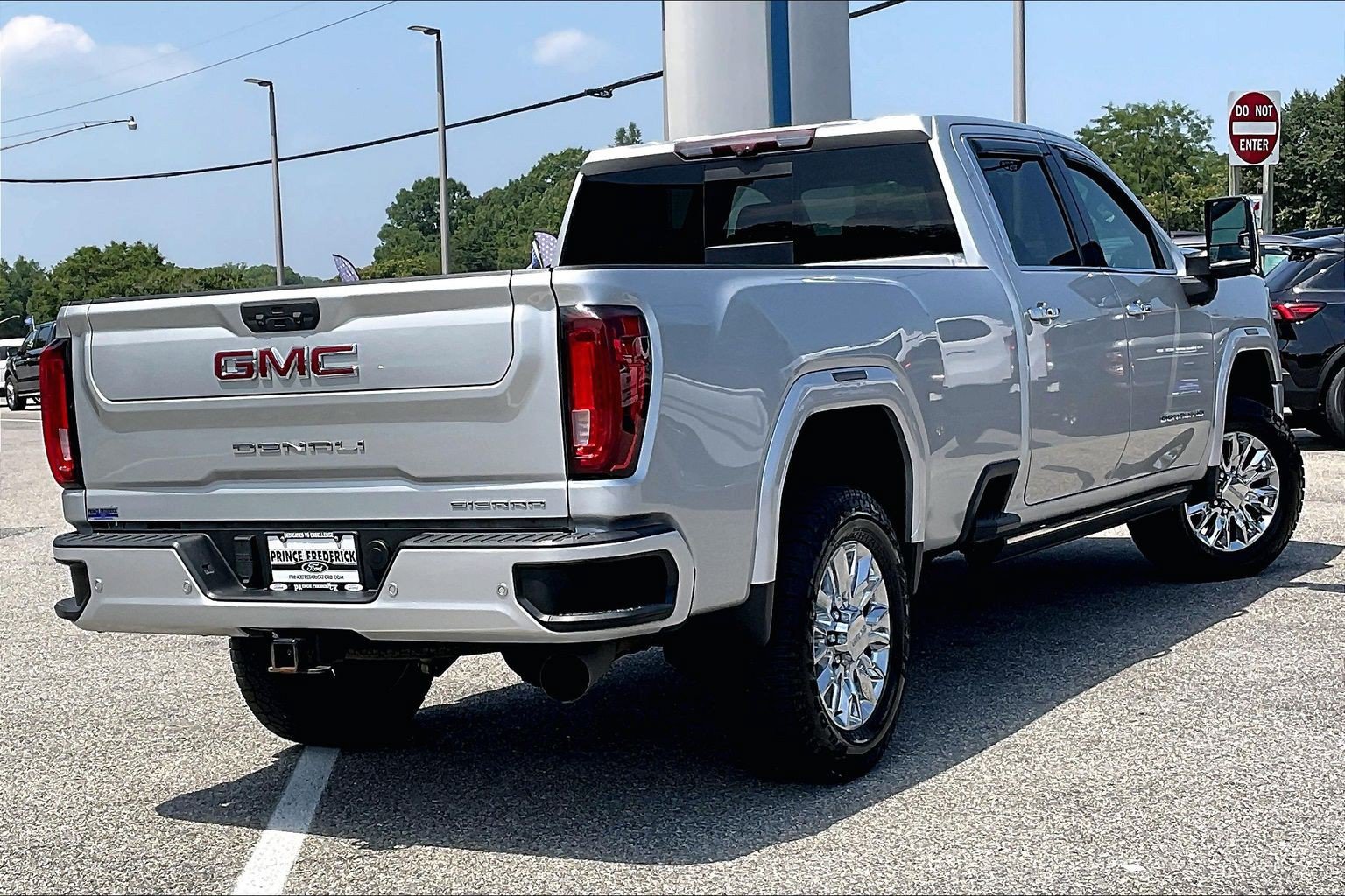 Used 2021 GMC Sierra 3500 Denali w/ Denali Ultimate Package AWD/4WD image 12