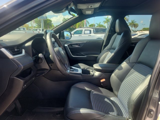 Used 2023 Toyota RAV4 XSE AWD/4WD image 19