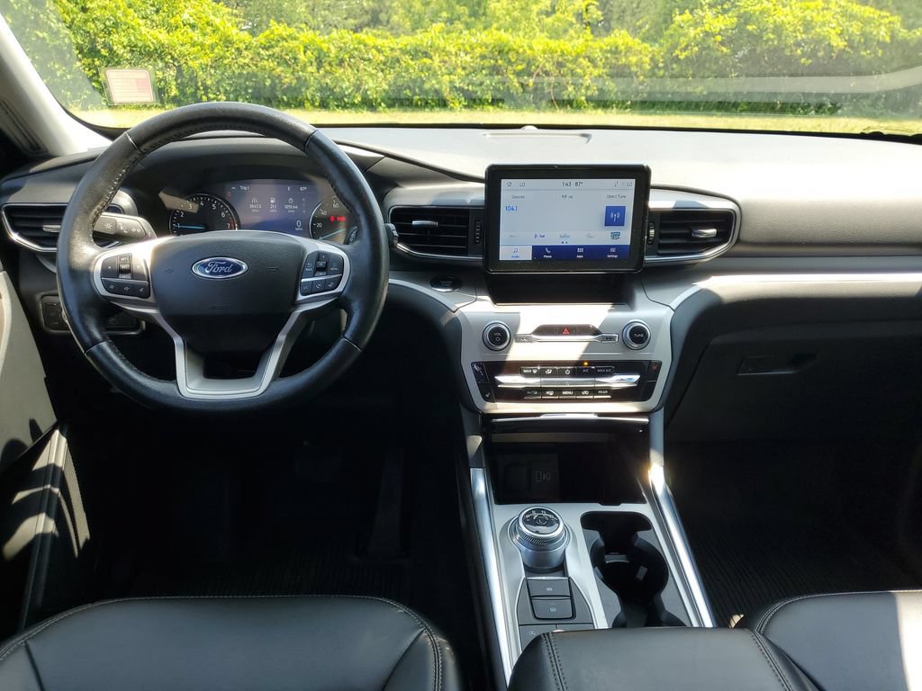 Certified 2024 Ford Explorer XLT w/ Equipment Group 202A AWD/4WD image 19