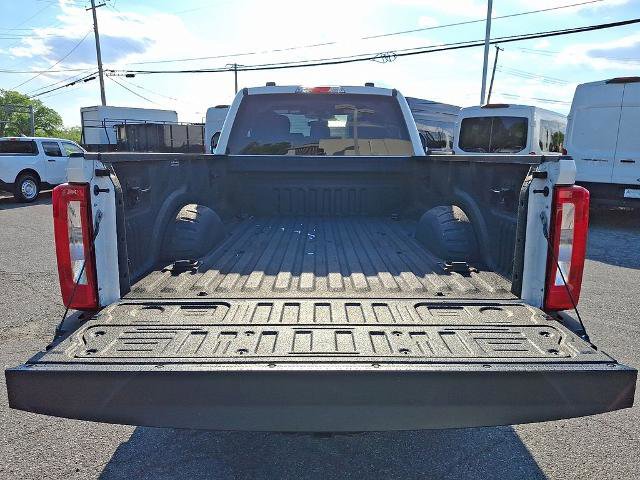 Certified 2023 Ford F350 XLT w/ Snow Plow/Camper Package AWD/4WD image 29