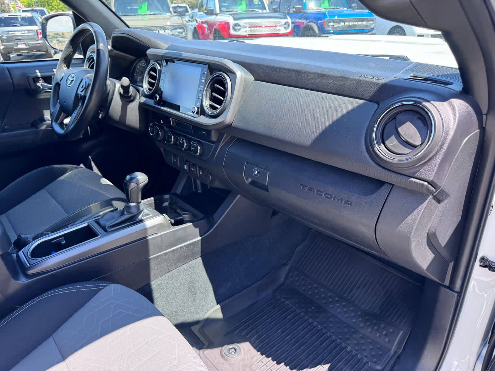 Used 2023 Toyota Tacoma TRD Sport AWD/4WD image 16