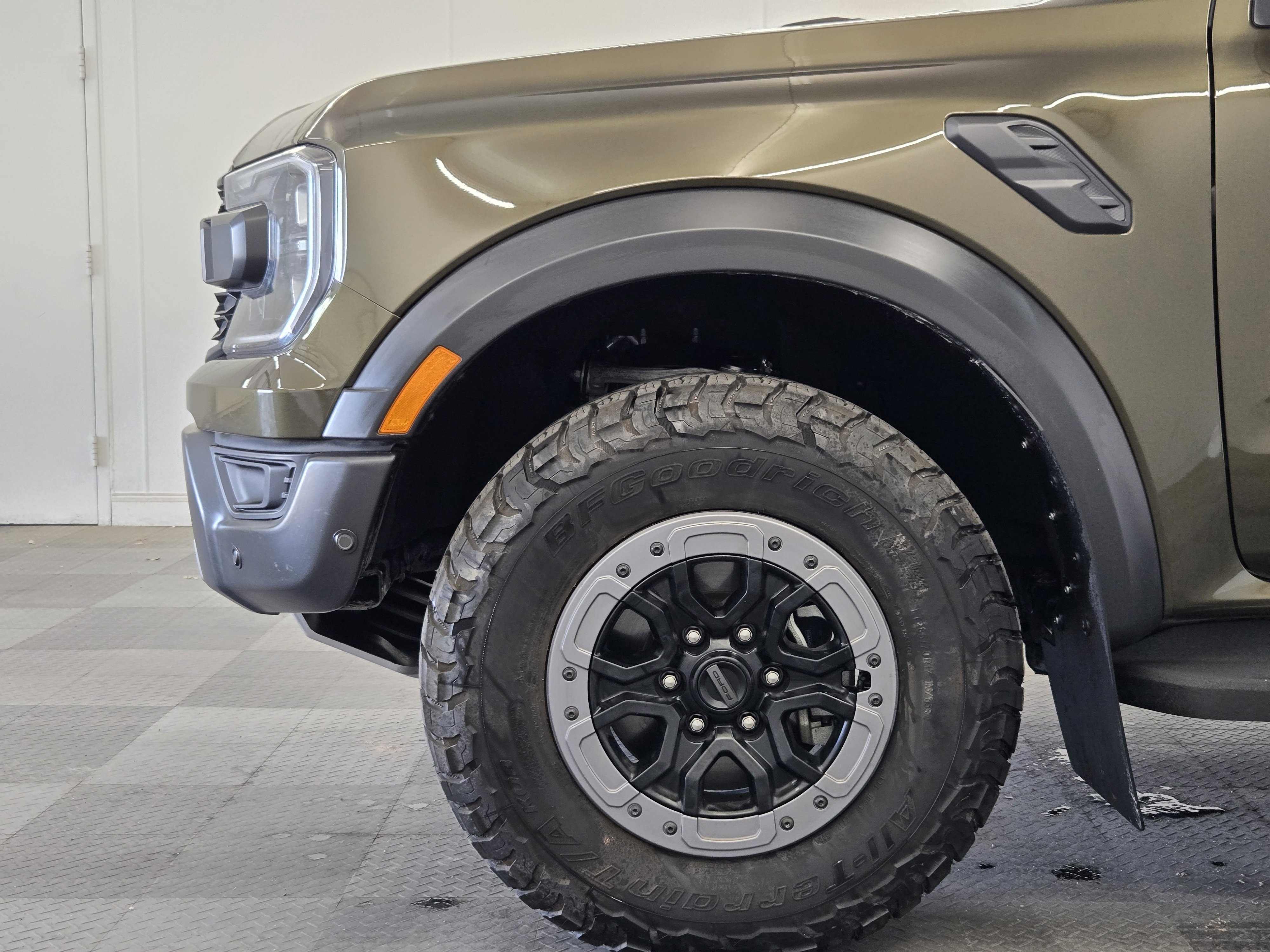 Certified 2024 Ford Ranger Raptor AWD/4WD image 9